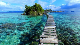 Eksplor Pulau Diyonumo, Permata Laut Gorontalo yang Belum Banyak Orang Tahu