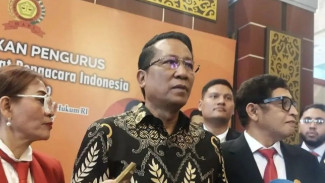 Menkum Respons Pelaporan Pandji Pragiwaksono Terkait Materi Komedi