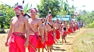 Menjaga Keseimbangan Alam dalam Nyobeng Dayak Bidayuh