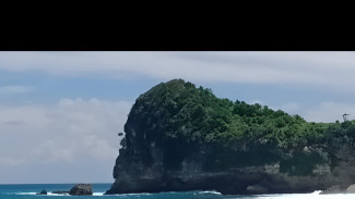 Pantai Parang Dowo Malang, Surga Karang Alami yang Masih Jarang Dikunjungi