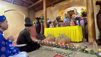 Merayakan Tahun Baru Tradisional dalam Festival Tet Doi