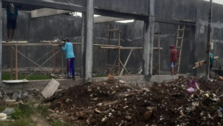 Sidak Pemdes Bajulmati Temukan Kejanggalan di Proyek KDMP