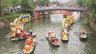 Mengenang Jasa Pahlawan dalam Festival Trang An