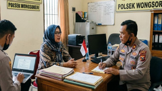 Berlanjut, Reskrim Polsek Wongsorejo Periksa Saksi Laporan Pada Sekdes Sumber Kencono Moch As’ad