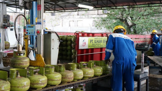 Gas 3Kg Menghilang, Warga Desa Bajulmati Sliweran Bawa Tabung Kosong