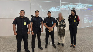 WNA Australia Diseret Imigrasi Bima, Salahgunakan ITAS Investor hingga Dideportasi