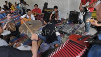 Sistem Pantun dalam Irama Batanghari Sembilan