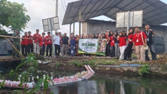Petani Desa Gladag Sambut Positif Inovasi Trash Barrier KKN 04 Untag Banyuwangi