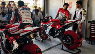 Latihan di Mandalika Jadi Modal Penting Veda Ega dan Mario Aji Sambut MotoGP Indonesia 2026