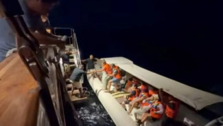 Kapal Wisata Lombok–Labuan Bajo Tenggelam di Perairan Satonda, Seluruh Penumpang Selamat