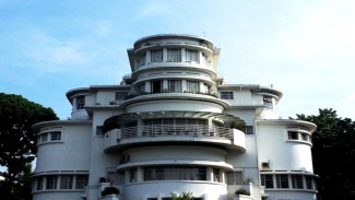 Misteri Villa Isola Bandung, Gedung Ikonik Peninggalan Sang Raja Media