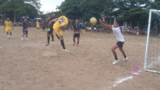 Laga Mini Soccer RW 3 Karangnyar Bungkam RW 5 Krajan 2-0 di Tournament Mini Soccer Desa Bajulmati