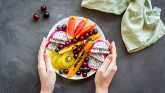 Kapan Waktu Terbaik Makan Buah? Ini Waktu yang Bisa Kamu Pilih
