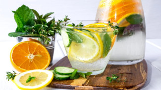 Bukan Sekadar Estetik, Ini Manfaat Infused Water yang Perlu Kamu Tahu
