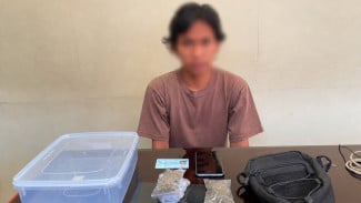 Seorang Pria Ditangkap Polisi Usai Pesan Ganja Lewat Instagram