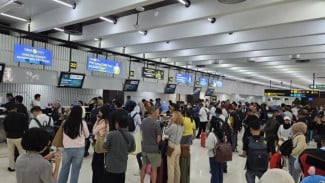Penerbangan Tertunda Imbas Erupsi Anak Krakatau, Sejumlah Bandara Jadi Alternatif