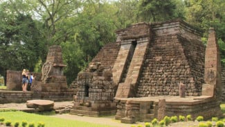Menguak Sejarah dan Filosofi Candi Sukuh Peninggalan Majapahit