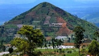 Menilik Tradisi dan Pantangan Masyarakat Lokal di Kawasan Gunung Padang
