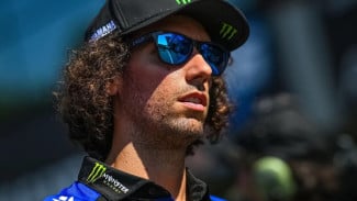 Alex Rins resmi gantung helm setelah menyelesaikan musim balap tahun 2016