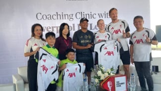 Sami Hyypiä Bawa Semangat Keajaiban Istanbul, Bakar Semangat Peserta Coaching Clinic di Bali Training Center