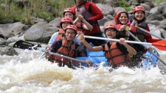 Arung Jeram Serayu: Adrenalin dan Ilmu Geomorfologi