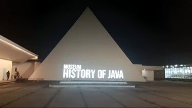 img_title