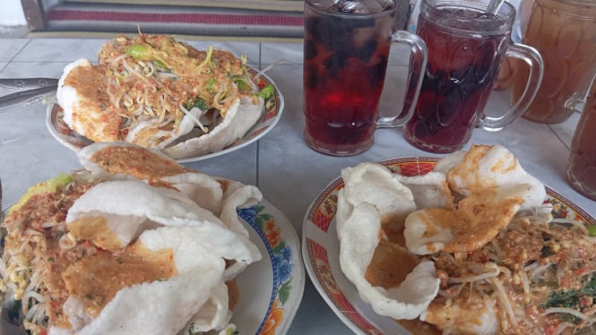 Pecel sultan seharga 6 juta sepiring