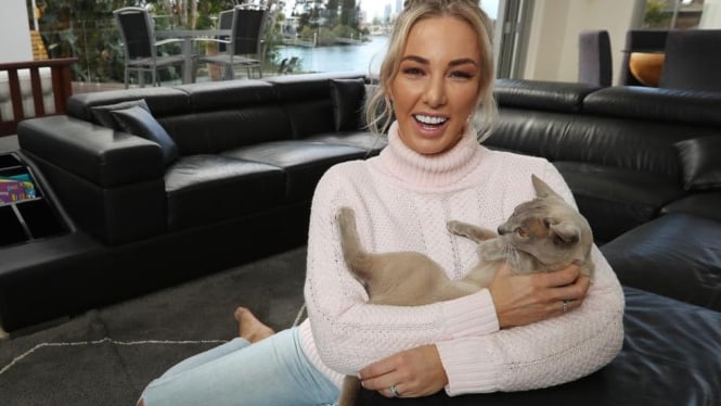Influencer Australia, Ashy Bines