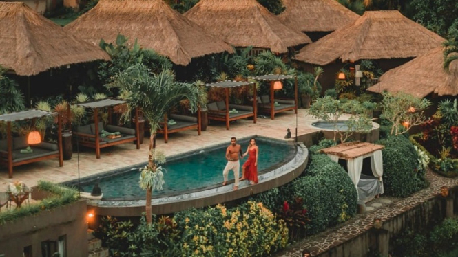 Rekomendasi Villa di Bali dari Tepi Pantai Hingga Tengah Hutan