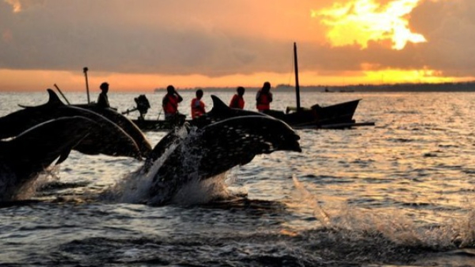 Pantai Lovina, destinasi wisata favorit di Bali Utara
