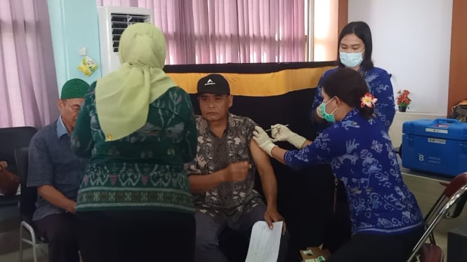 Puluhan Jemaah Haji asal Jembrana diberikan Vaksin Meningitis