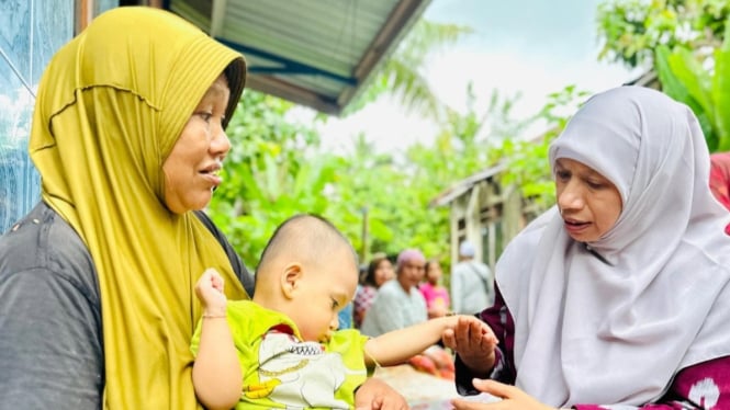 Wabup Nurul Adha Turun Langsung dan Beri Bantuan