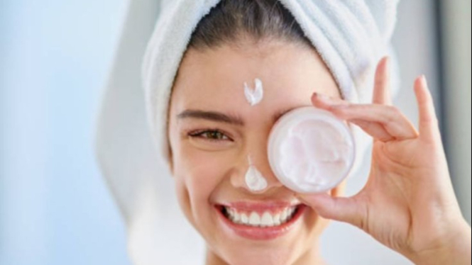 Skincare mahal boleh, tapi kebiasaan pagi ini wajib!