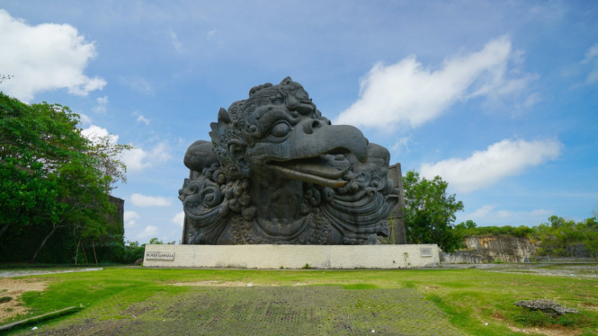 Kemegahan Patung Garuda Wisnu Kencana