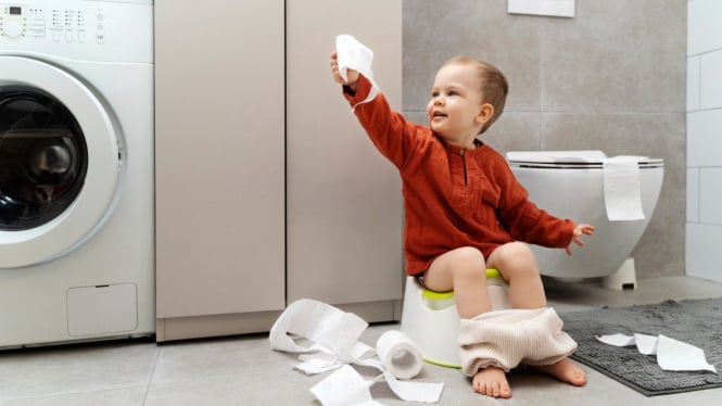 Proses toilet training di fase anal membentuk kontrol diri pada anak