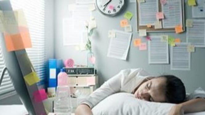 Rebahan boleh, tapi jangan sampai deadline lewat!