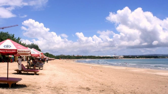 Indahnya Pantai Kuta, destinasi ikonik Bali