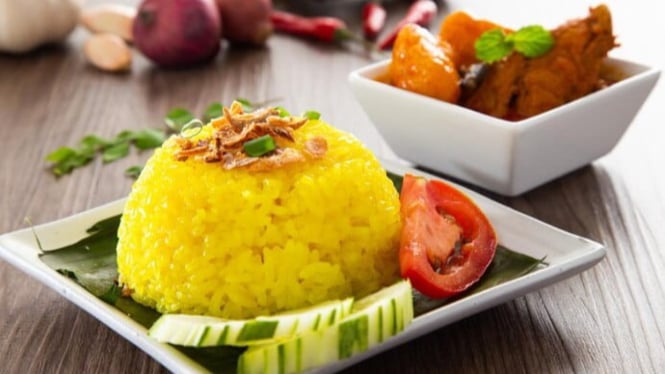 Bikin nasi kuning enak cuma pakai rice cooker