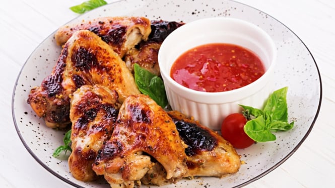 Ayam bakar teflon ini dijamin empuk, gurih, dan bikin nagih