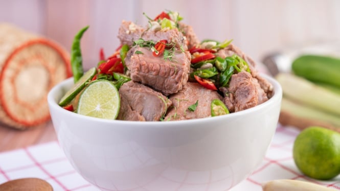 Ilustrasi Sop Daging Kambing