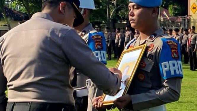 Upacara PTDH berlangsung khidmat di Mapolres Bima Kota