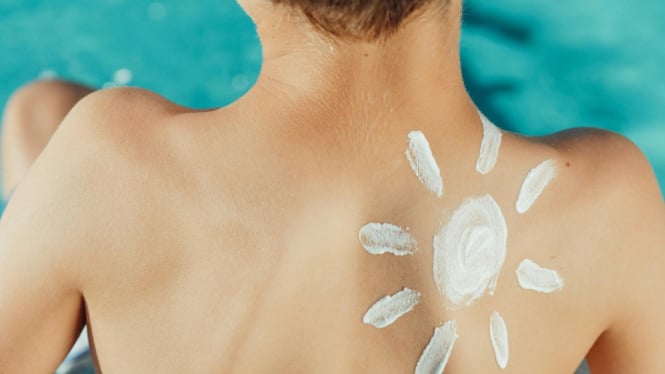 Sunscreen dulu, aktivitas kemudian! pexels @Kindel Media
