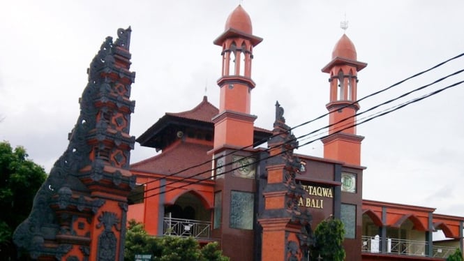 Salah satu masjid di bali