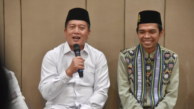 Momen UAS Bertemu Gubernur NTB L. Muhammad Iqbal