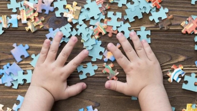 bermain puzzle mendukung tumbuh kembang si kecil