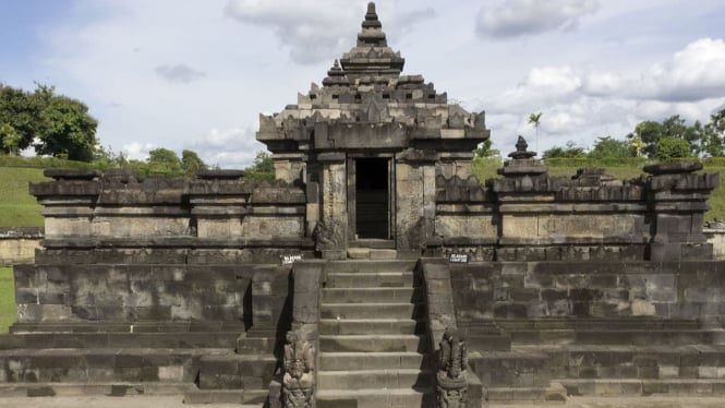 Bangunan utama Candi Sambisari dengan arsitektur khas Hindu abad ke-9.
