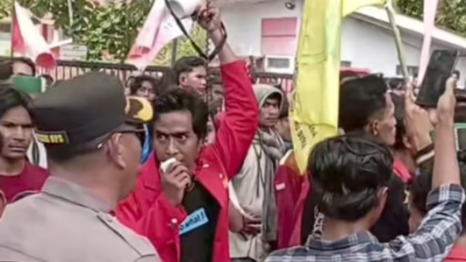 Ratusan mahasiswa dukung pembentukan Provinsi Pulau Sumbawa