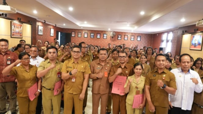Para kepala sekolah baru di Tabanan, Bali.