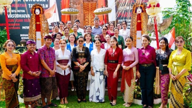Ketua TP PKK Provinsi Bali Putri Koster di Rumah KaKek Festival