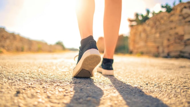 Murah, mudah, sehat. Yuk jalan kaki!